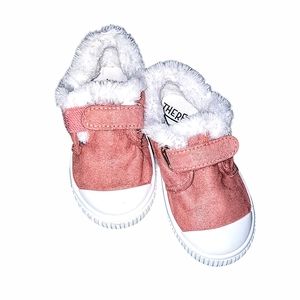 THEREABOUTS Pink Velcro Slip-On Toddler Kids Shoes Size 7